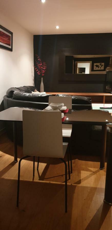 Hullidays - The Sawmill Apartment *