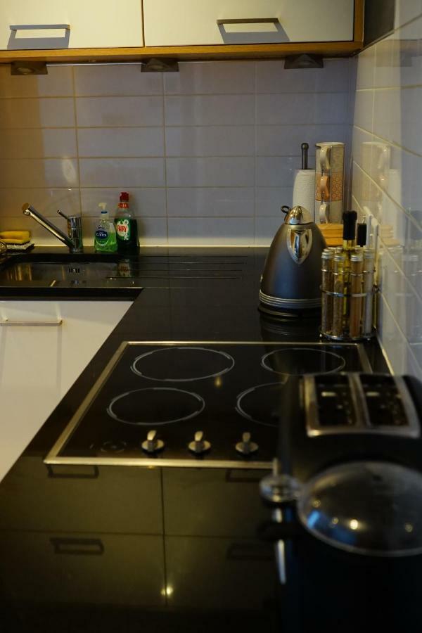 Apartment Hullidays - The Sawmill